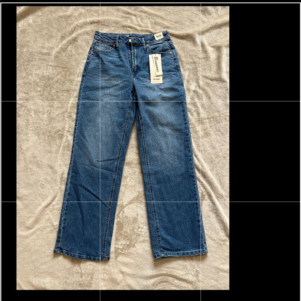No boundaries straight jeans new with tags sz 6
